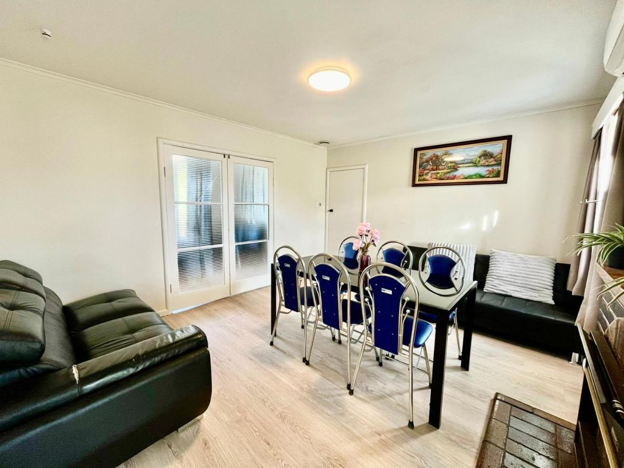 Entire House In Mt Wellington, Central Auckland Exterior photo